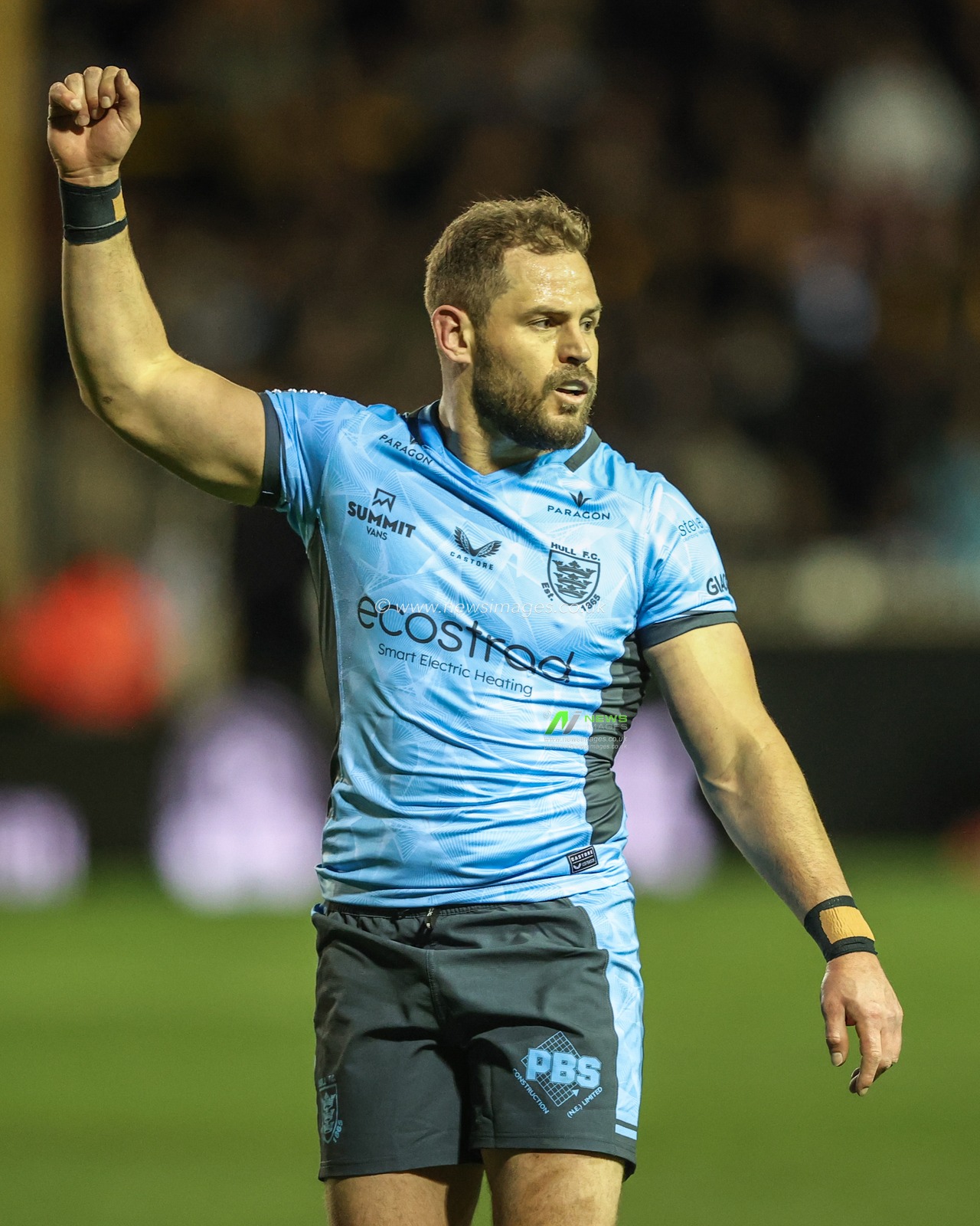 Aidan Sezer of Hull FC reacts during the Betfred Super League Round 6 match Castleford Tigers vs Hull FC at The Mend-A-Hose Jungle, Castleford, United Kingdom, 27th March 2025

(Photo by Alfie Cosgrove/News Images)
