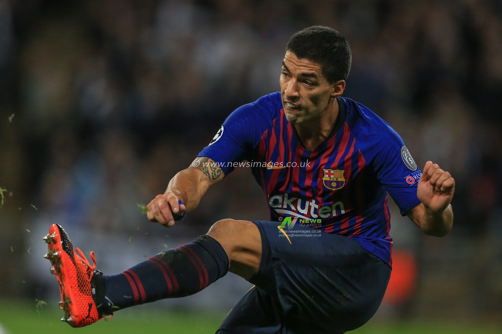 3rd October 2018, Wembley Stadium, London, England; UEFA Champions League, Tottenham v Barcelona ; Luis Suarez (09) of Barcelona 

Credit: Mark Cosgrove/News Images