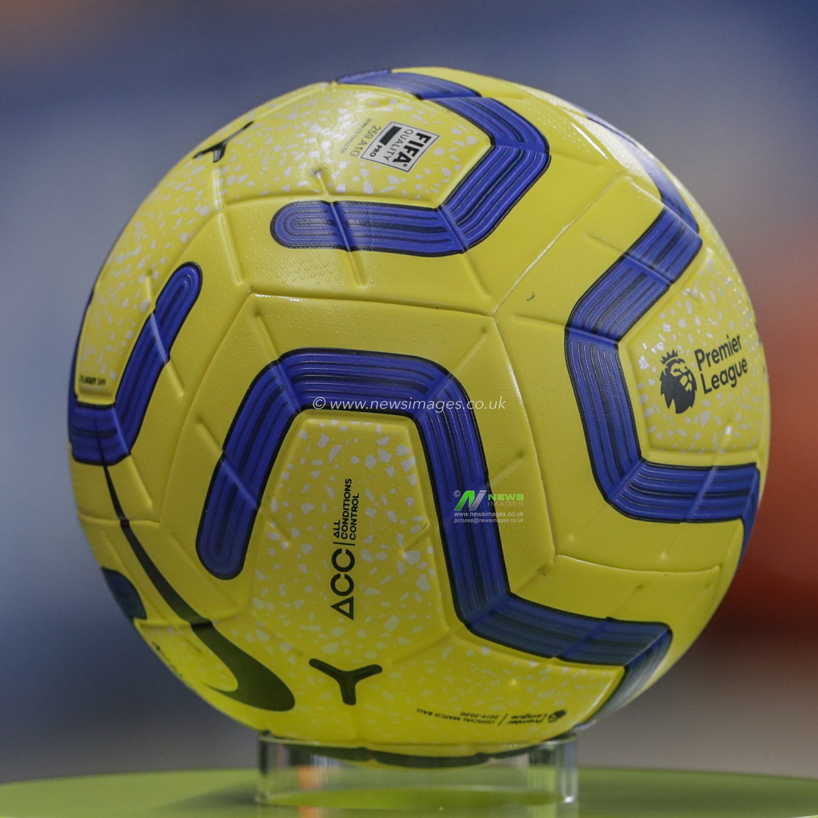 23rd November 2019, Etihad Stadium, Manchester, England; Premier League, Manchester City v Chelsea : The Premier League match ball 

Credit: Mark Cosgrove/News Images