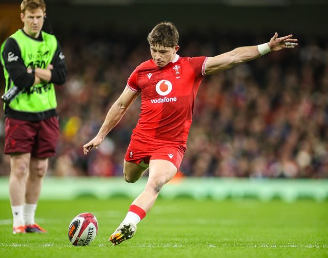 Dan Edwards of Wales kicks a conversion during the Guinness Six Nations match Wales vs France at Principality Stadium, Cardiff, United Kingdom, 15th February 2026

(Photo by Andrew Lewis/News Images)