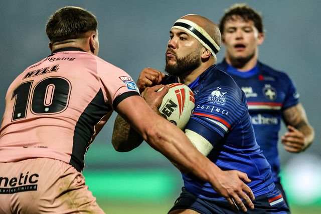 Jazz Tevaga of Wakefield Trinity is tackled by Harvie Hill of Hull FC during the Betfred Super League match Wakefield Trinity vs Hull FC at DIY Kitchens Stadium, Wakefield, United Kingdom on 05 March 2026

(Photo by Alfie Cosgrove/News Images)
