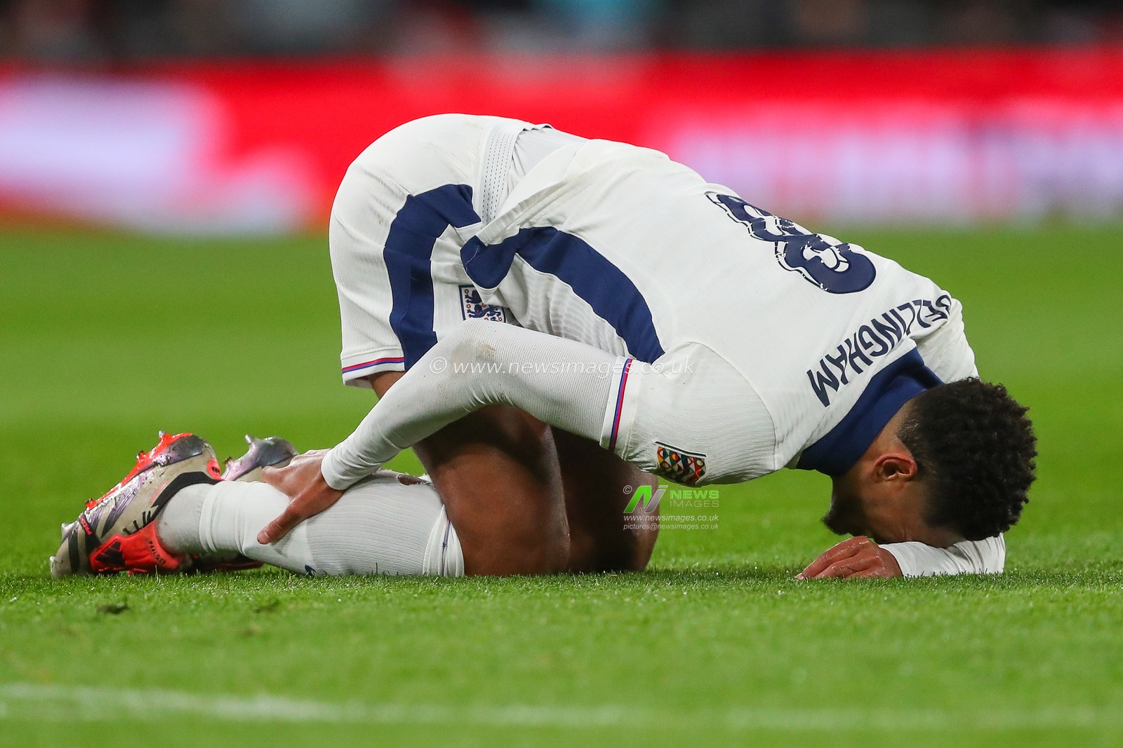 Jude Bellingham of England goes down with injury during the UEFA Nations League - League B - Group B2 - match England vs Greece at Wembley Stadium, London, United Kingdom, 10th October 2024

(Photo by Gareth Evans/News Images)