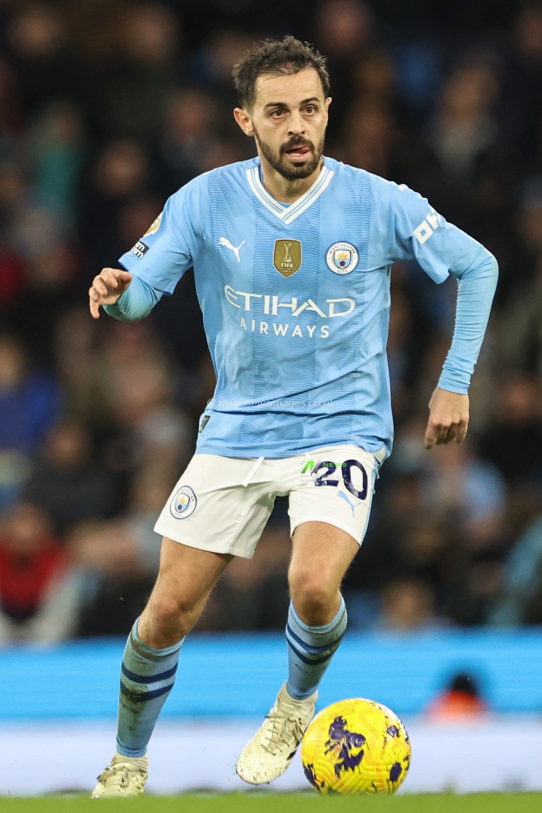 Bernardo Silva of Manchester City during the Premier League match Manchester City vs Brentford at Etihad Stadium, Manchester, United Kingdom, 20th February 2024

(Photo by Mark Cosgrove/News Images)