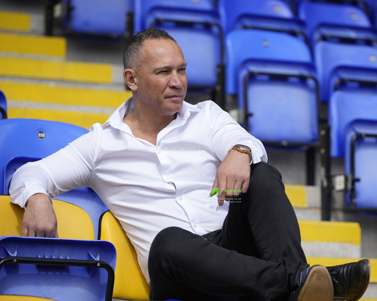 Adrian Lam Coach on Leigh Leopards before the Betfred Super League Round 8 match Warrington Wolves vs Leigh Leopards at Halliwell Jones Stadium, Warrington, United Kingdom, 20th April 2024

(Photo by Steve Flynn/News Images)