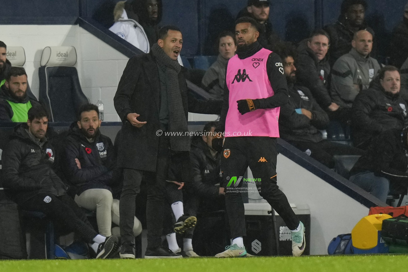 Liam Rosenior, manager of Hull City speak with Cyrus Christie #33 of Hull City before coming on as a substitute during the Sky Bet Championship match West Bromwich Albion vs Hull City at The Hawthorns, West Bromwich, United Kingdom, 4th November 2023

(Photo by Steve Flynn/News Images)