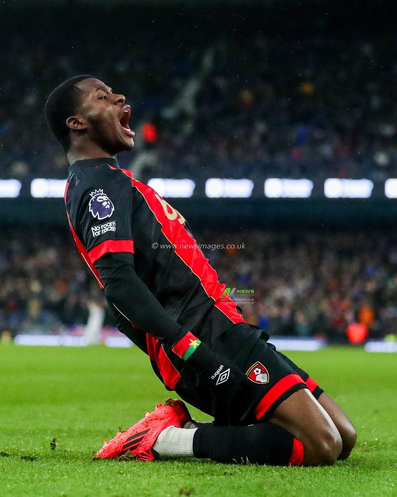 Dango Ouattara of AFC Bournemouth celebrates his goal  to make it 1-2 during the Premier League match Ipswich Town vs Bournemouth at Portman Road, Ipswich, United Kingdom, 8th December 2024

(Photo by Izzy Poles/News Images)