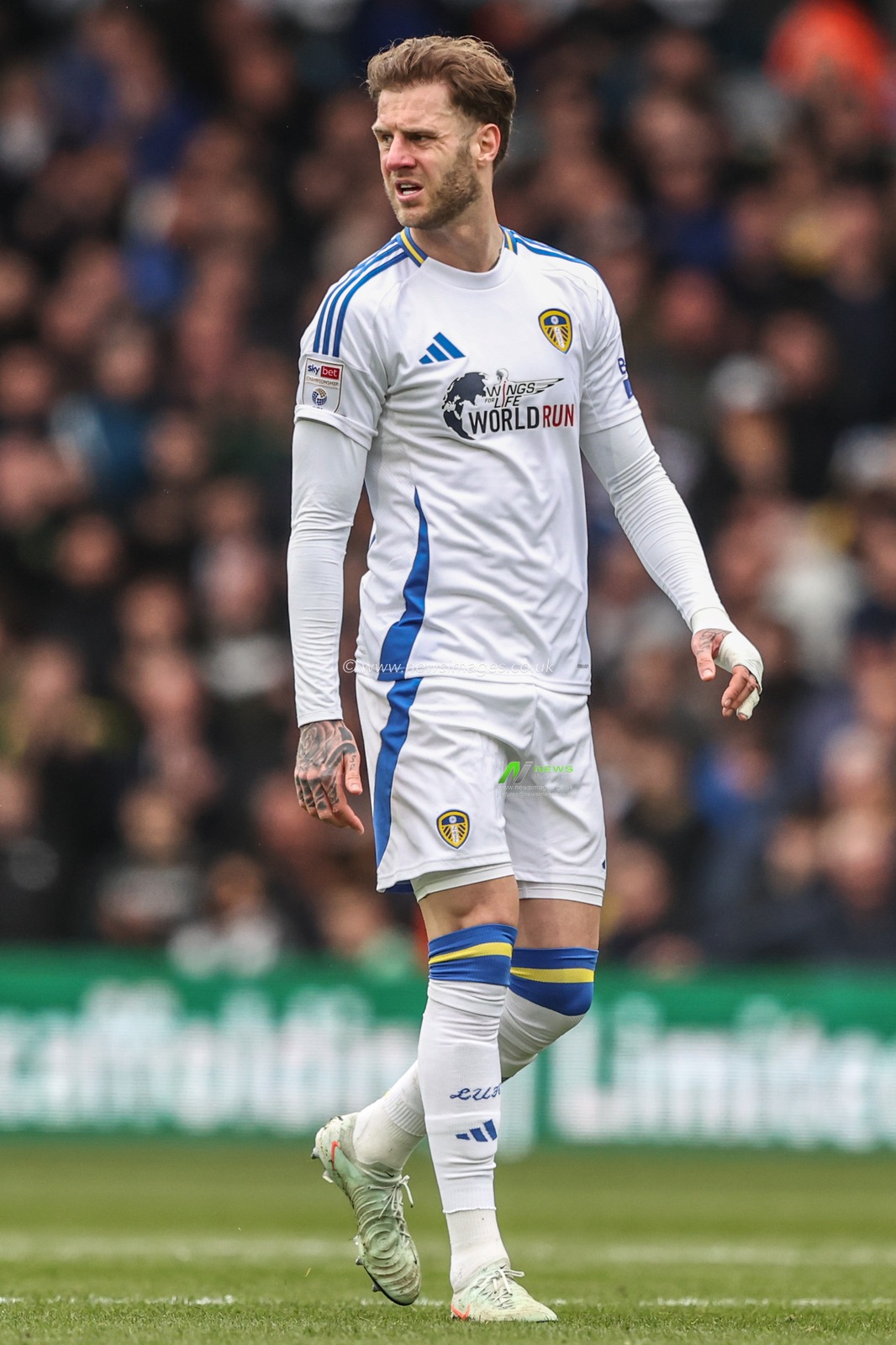 Joe Rodon of Leeds United during the Sky Bet Championship match Leeds United vs Swansea City at Elland Road, Leeds, United Kingdom, 29th March 2025

(Photo by Alfie Cosgrove/News Images)