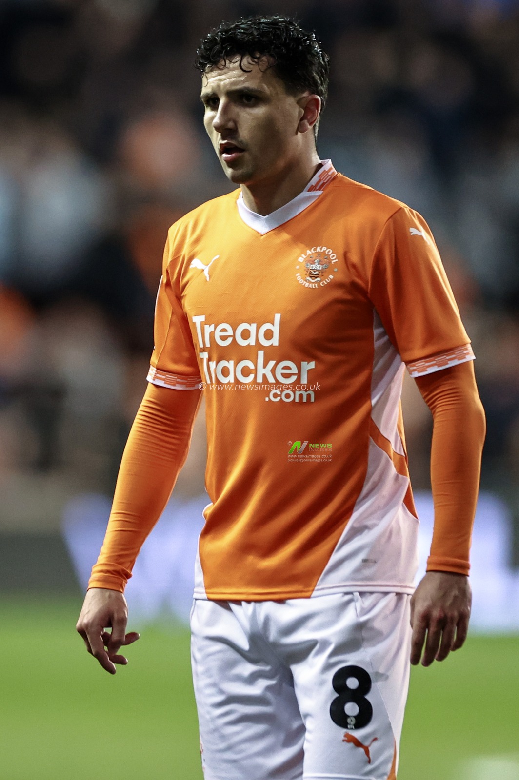 Albie Morgan of Blackpool during the Sky Bet League 1 match Blackpool vs Reading at Bloomfield Road, Blackpool, United Kingdom, 1st April 2025

(Photo by Mark Cosgrove/News Images)