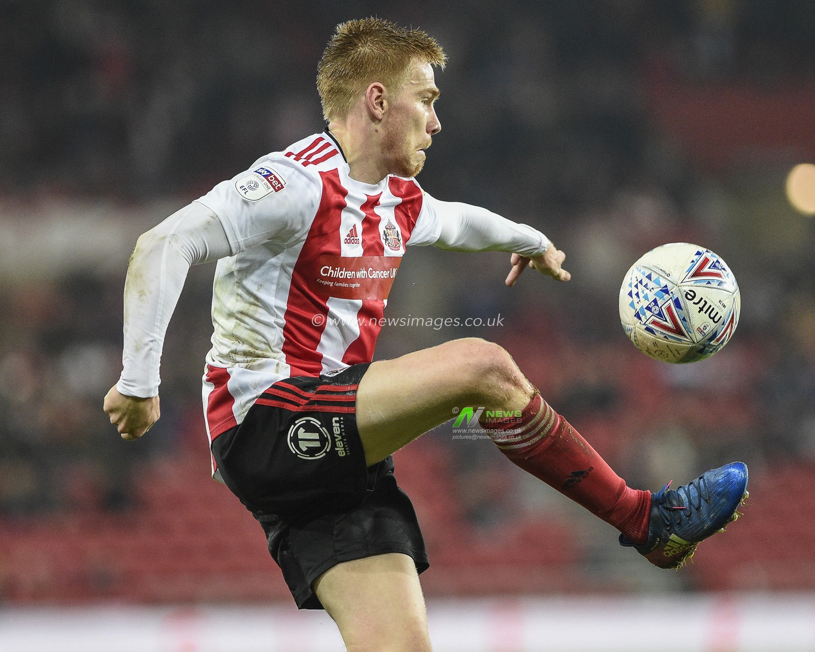 26th November 2019, Stadium Of Light, Sunderland, England; Sky Bet League 1, Sunderland v Burton Albion : Duncan Watmore (14) of Sunderland in action

Credit: Iam Burn/News Images