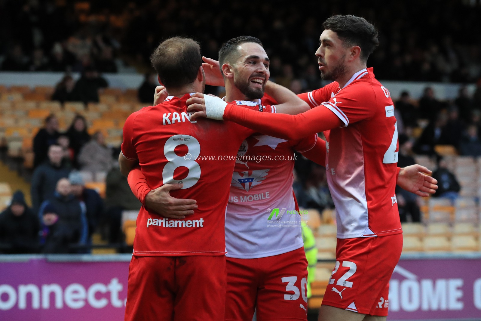 Adam Phillips #30 of Barnsley celebrates his goal to make it 0-1 during the Sky Bet League 1 match Port Vale vs Barnsley at Vale Park, Burslem, United Kingdom, 26th December 2023

(Photo by Alfie Cosgrove/News Images)