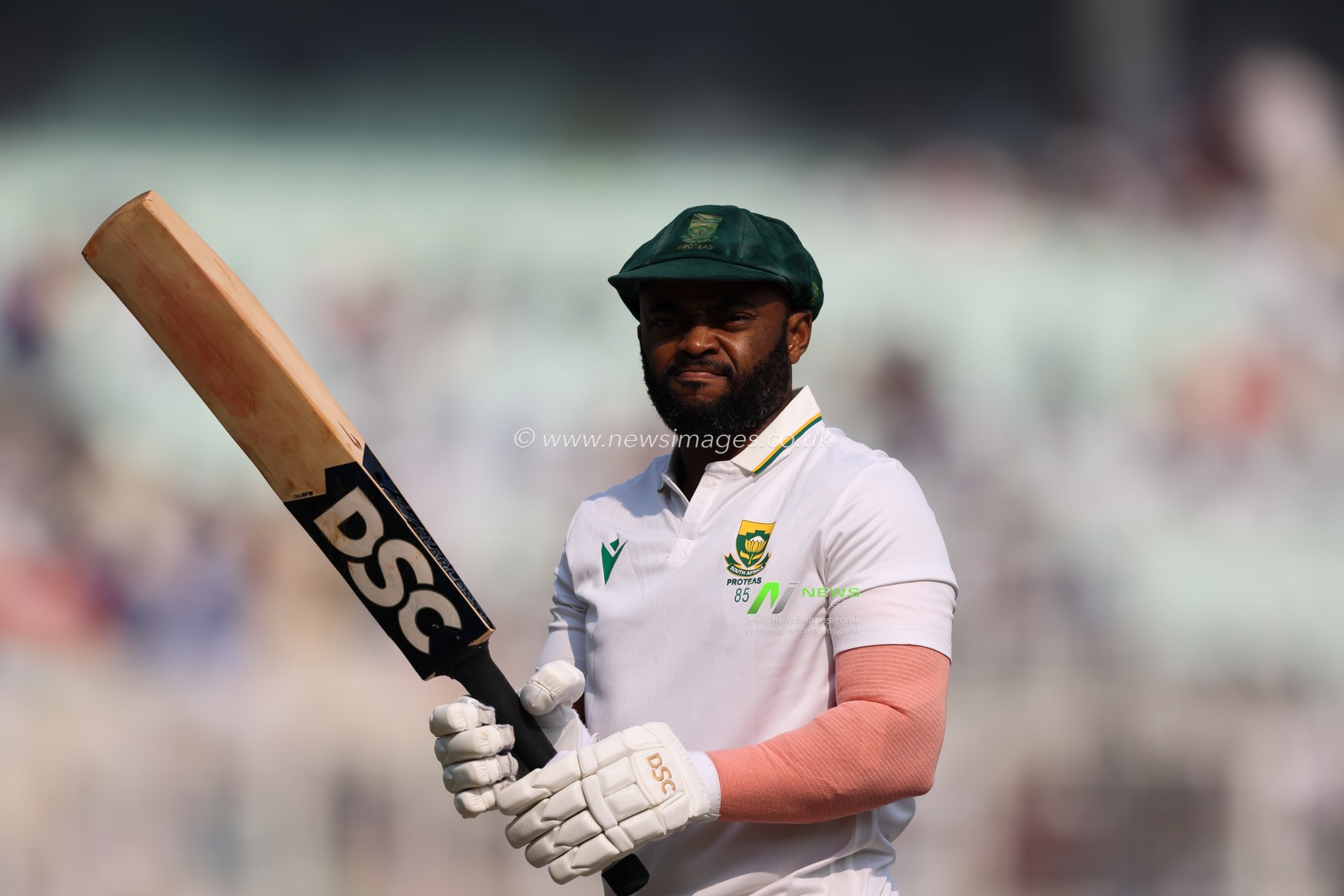 Teamba Bavuma (Captain) Of South Africa during the IDFC First Bank Test match day 1 India vs South Africa at Eden Gardens, Kolkata, India, 14th November 2025

(Photo by Shubhajit Roy Karmakar/News Images)