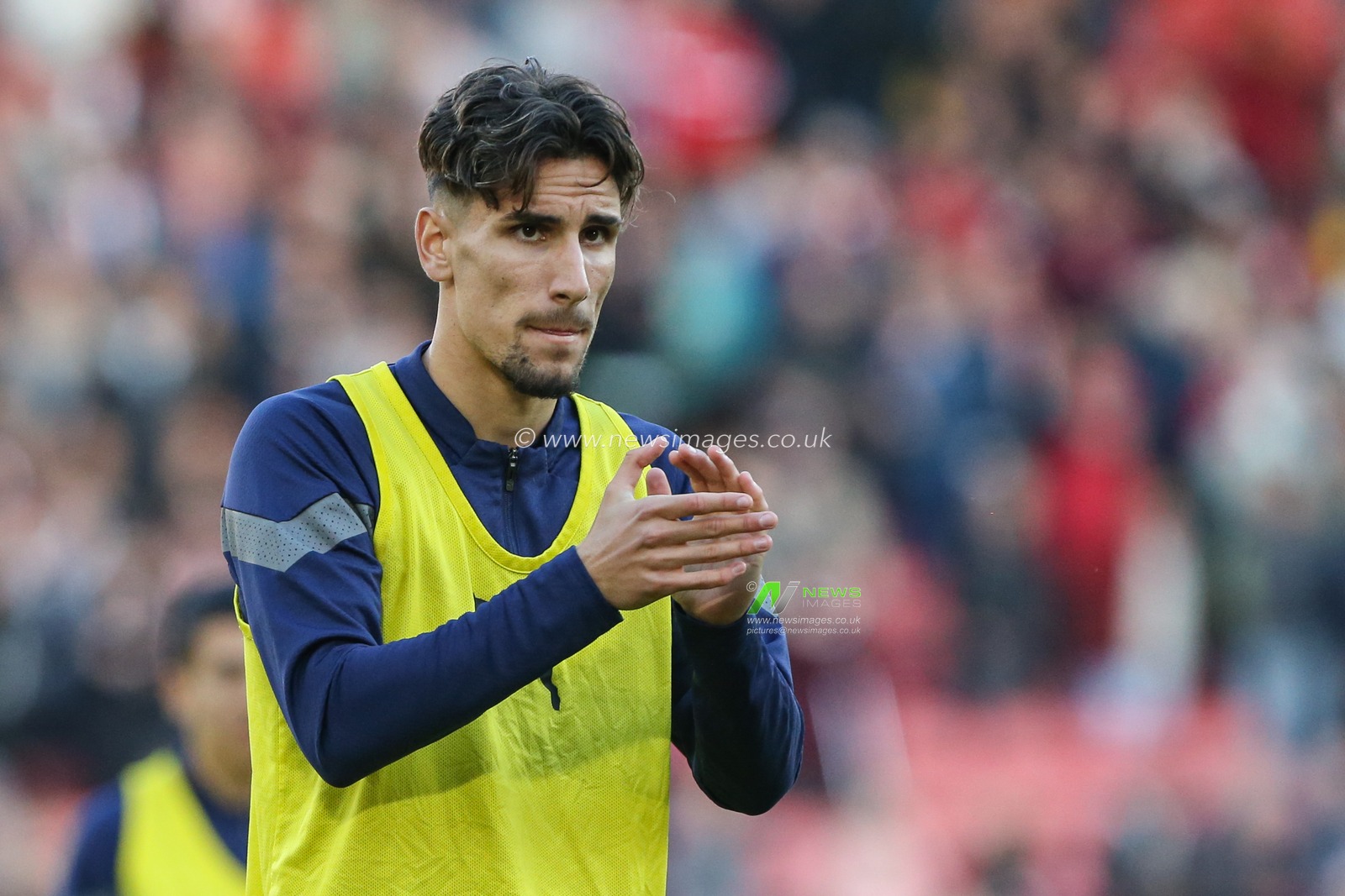 Theo Corbeanu #25 of Blackpool acknowledges the fans at the final whistle during the Sky Bet Championship match Sheffield United vs Blackpool at Bramall Lane, Sheffield, United Kingdom, 15th October 2022

(Photo by Arron Gent/News Images)