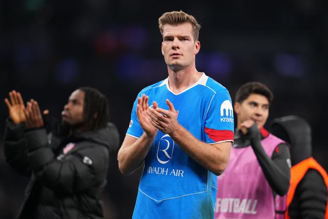 Alexander Sørloth of Atlético Madrid applauds away support at full time during the UEFA Champions League match Tottenham Hotspur vs Atletico Madrid at Tottenham Hotspur Stadium, London, United Kingdom on 18 March 2026

(Photo by Harvey Murphy/News Images)