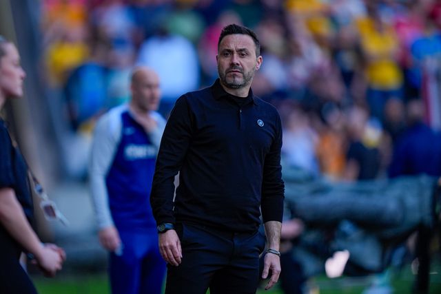 Roberto De Zerbi manager of Tottenham Hotspur looks on prior to kick off during the Premier League match Wolverhampton Wanderers vs Tottenham Hotspur at Molineux, Wolverhampton, United Kingdom on 25 April 2026

(Photo by Maynard Manyowa/News Images)