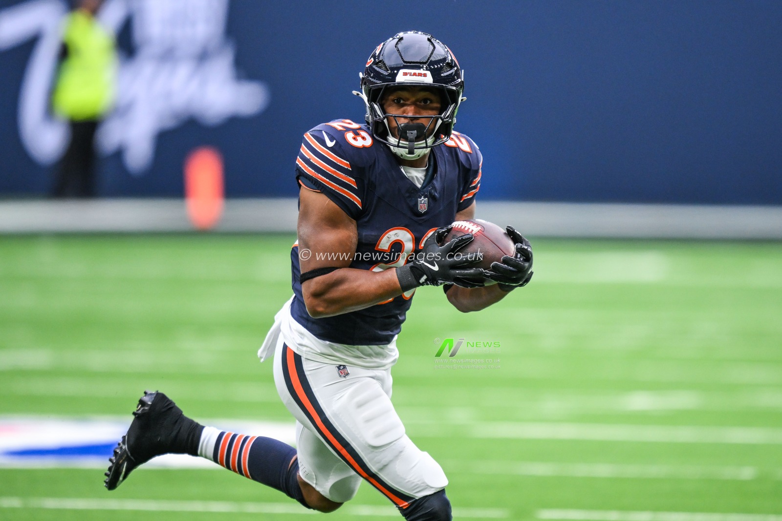 Roschon Johnson of the Chicago Bears breaks down field during the Week 6 match Chicago Bears vs Jacksonville Jaguars at Tottenham Hotspur Stadium, London, United Kingdom, 13th October 2024

(Photo by Craig Thomas/News Images)