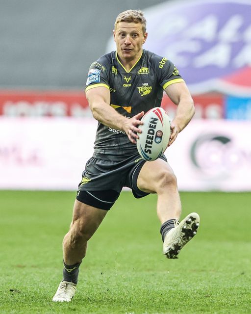 Lachie Miller of Leeds Rhinos breaks with the ball during the Betfred Super League round 11 match Wigan Warriors vs Leeds Rhinos at The Brick Community Stadium, Wigan, United Kingdom on 15 May 2026

(Photo by Alfie Cosgrove/News Images)