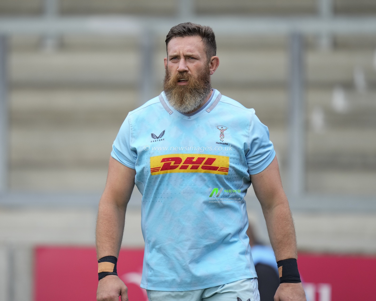 Irne Herbst #5 of Harlequins warms up before the Gallagher Premiership match Sale Sharks vs Harlequins at AJ Bell Stadium, Eccles, United Kingdom, 23rd October 2022

(Photo by Steve Flynn/News Images)