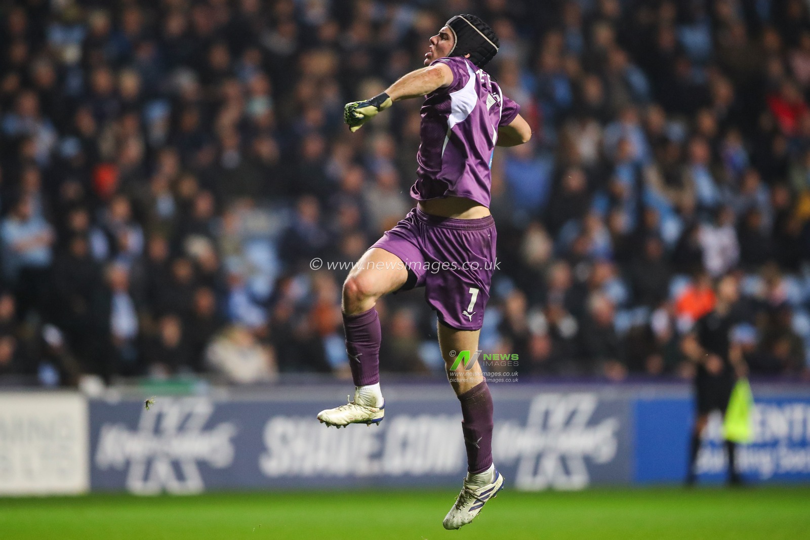 Jacob Widell ZetterstrÃ¶m of Derby County celebrates his side's goal to make it 0-2 during the Sky Bet Championship match Coventry City vs Derby County at Coventry Building Society Arena, Coventry, United Kingdom, 6th November 2024

(Photo by Gareth Evans/News Images)