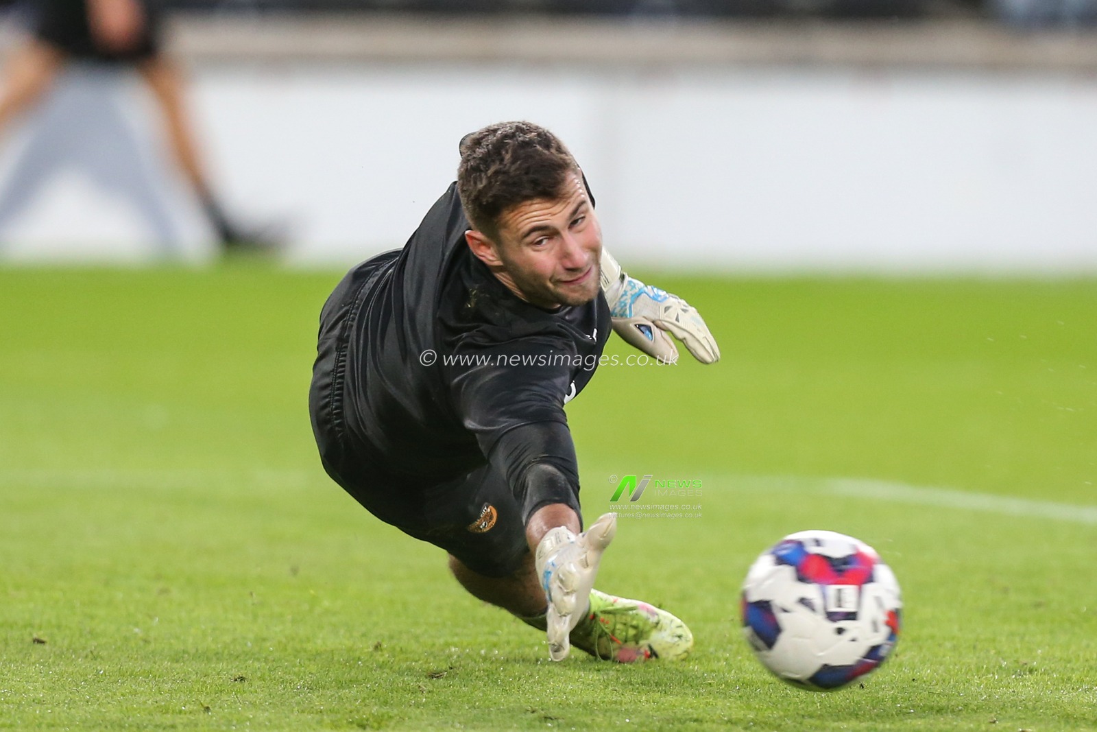 Nathan Baxter #13 of Hull City during the pre-game warmup before the Sky Bet Championship match Hull City vs Stoke City at MKM Stadium, Hull, United Kingdom, 13th September 2022

(Photo by David Greaves/News Images)