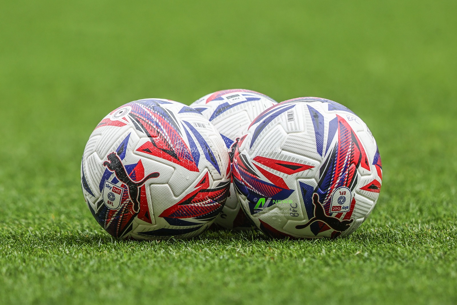 The Sky Bet League one match ball during the Sky Bet League 1 match Blackpool vs Wrexham at Bloomfield Road, Blackpool, United Kingdom, 21st April 2025

(Photo by Alfie Cosgrove/News Images)