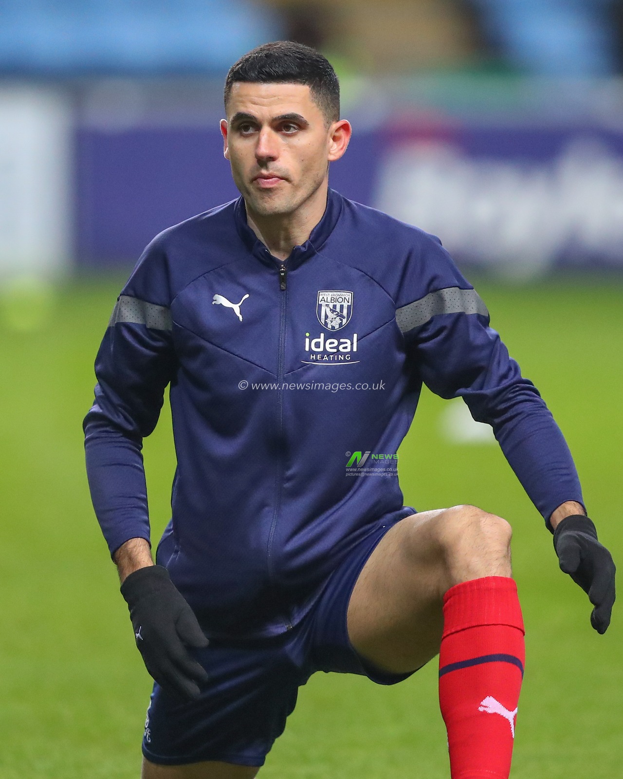 Tomas RogiÄ‡ #7 of West Bromwich Albion during the pre-game warm up ahead of the Sky Bet Championship match Coventry City vs West Bromwich Albion at Coventry Building Society Arena, Coventry, United Kingdom, 21st December 2022

(Photo by Gareth Evans/News Images)