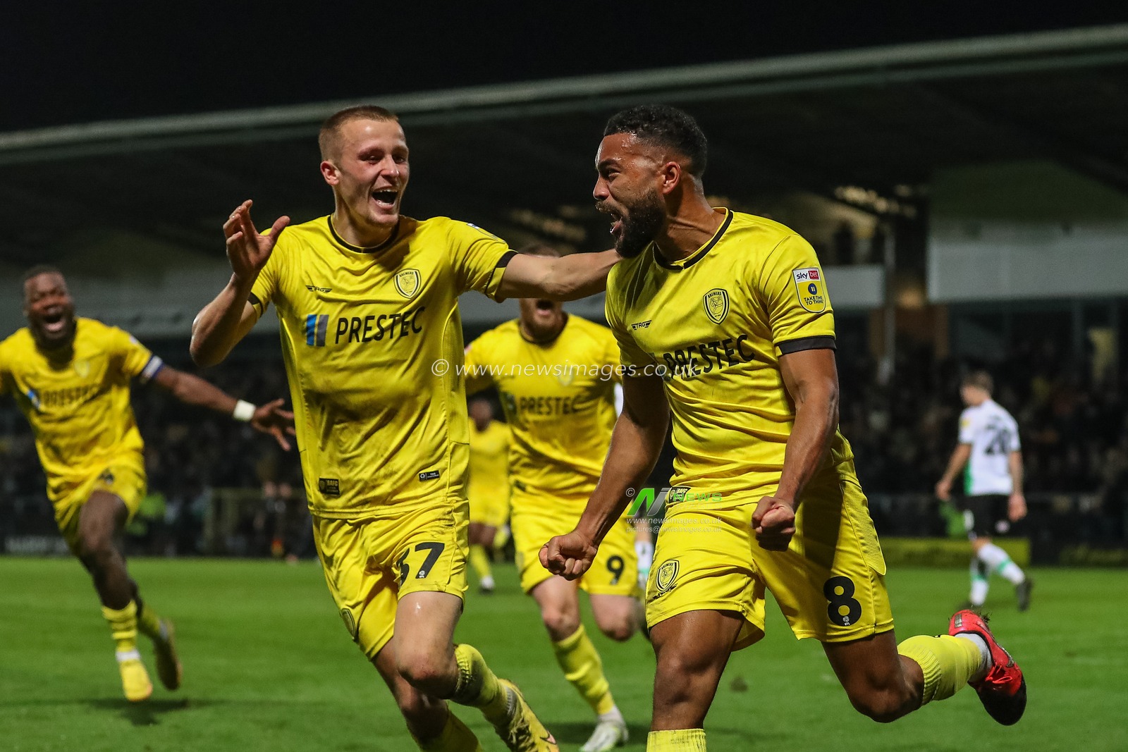 Adrian Mariappa #8 of Burton Albion celebrates his goal to make it 2-2 during the Sky Bet League 1 match Burton Albion vs Plymouth Argyle at Pirelli Stadium, Burton upon Trent, United Kingdom, 19th November 2022

(Photo by Gareth Evans/News Images)