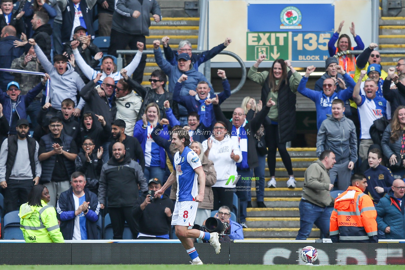 Todd Cantwell of Blackburn Rovers celebrates after making it 1-1 during the Sky Bet Championship match Blackburn Rovers vs Watford at Ewood Park, Blackburn, United Kingdom, 26th April 2025

(Photo by Jorge Horsted/News Images)