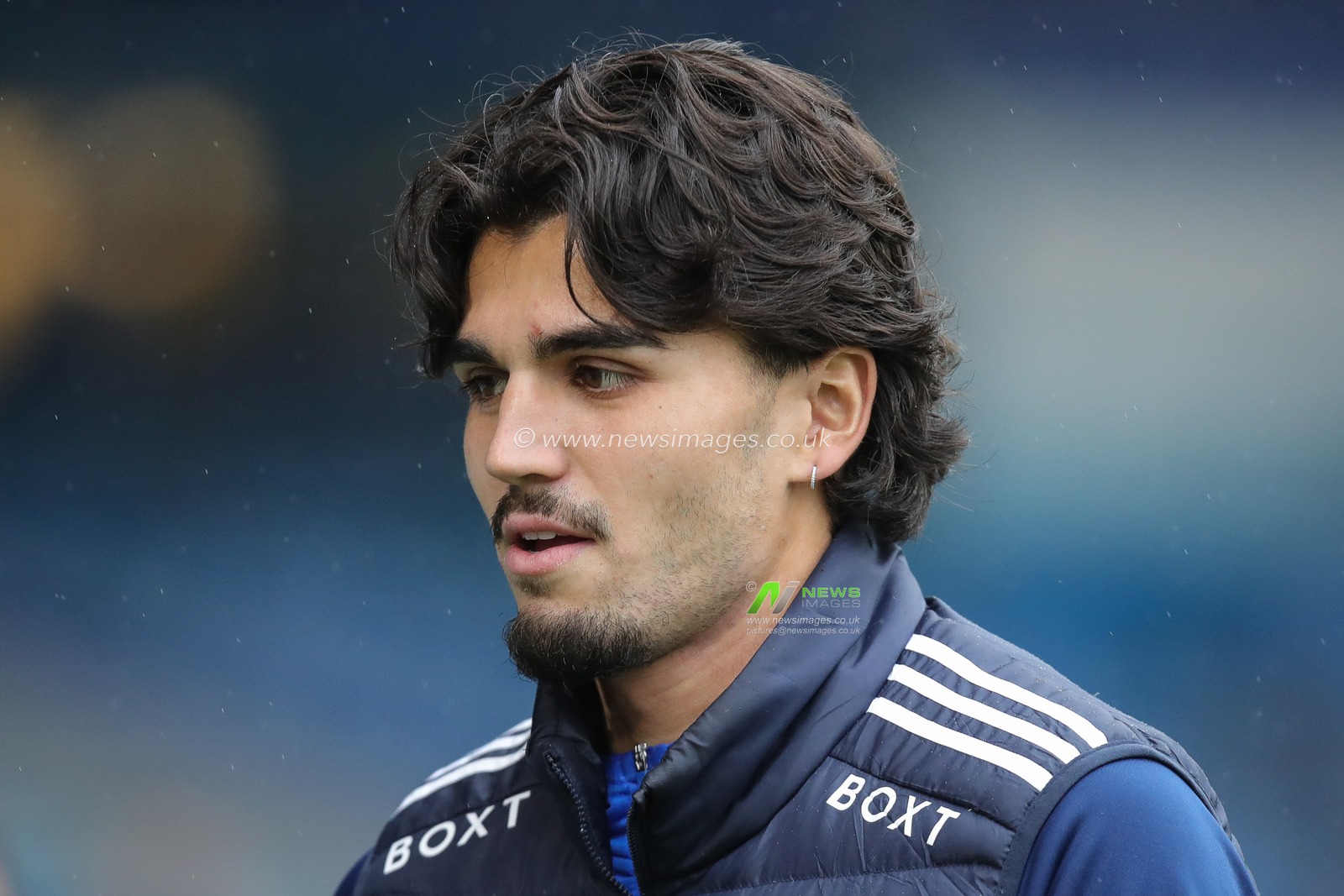 Pascal Struijk #21 of Leeds United arrives at Elland Road Stadium ahead of the Sky Bet Championship match Leeds United vs Huddersfield Town at Elland Road, Leeds, United Kingdom, 28th October 2023

(Photo by James Heaton/News Images)