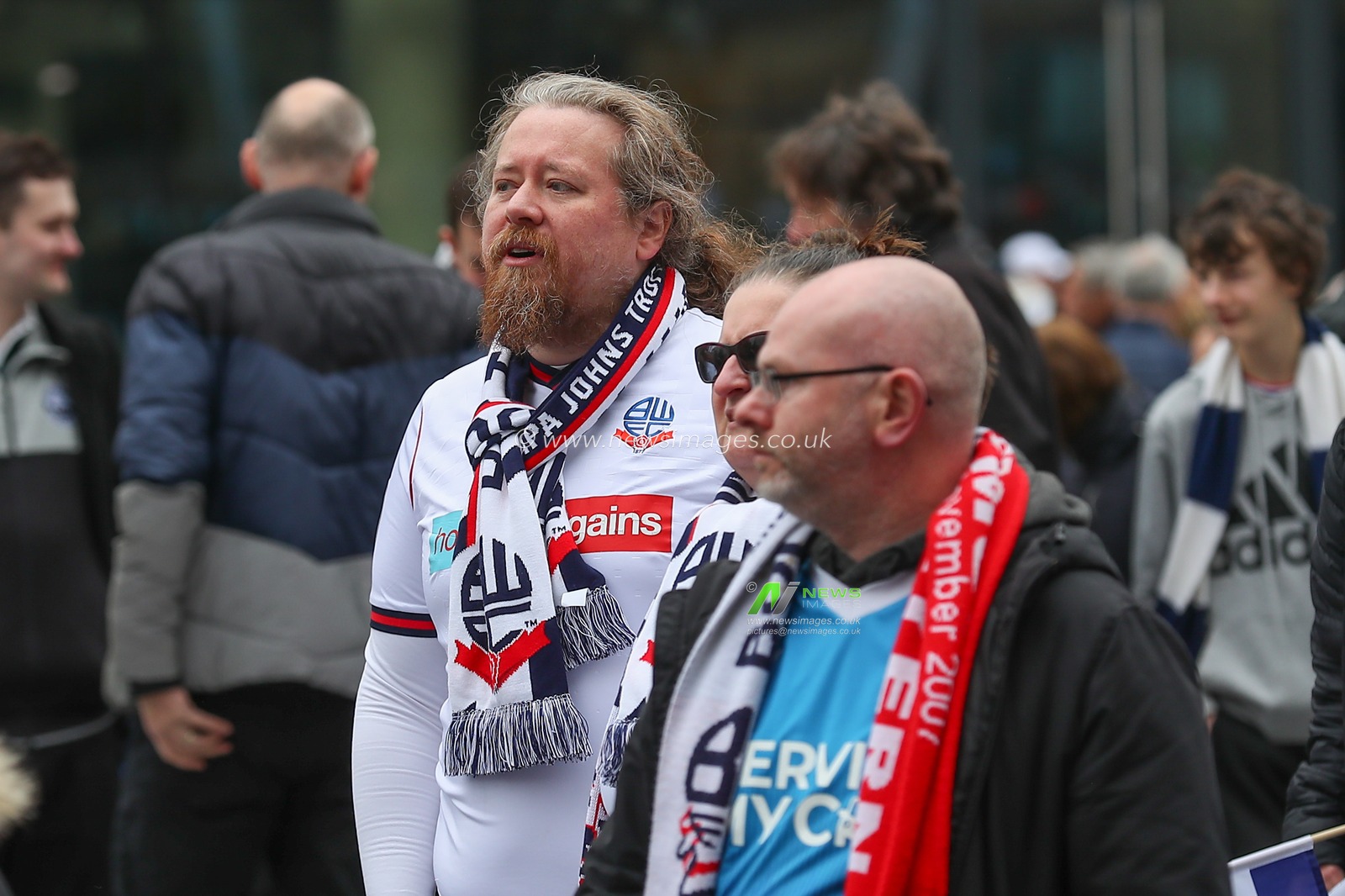 Bolton Wanderers fans arrive ahead of the Papa John's Trophy Final match Bolton Wanderers vs Plymouth Argyle at Wembley Stadium, London, United Kingdom, 2nd April 2023

(Photo by Gareth Evans/News Images)