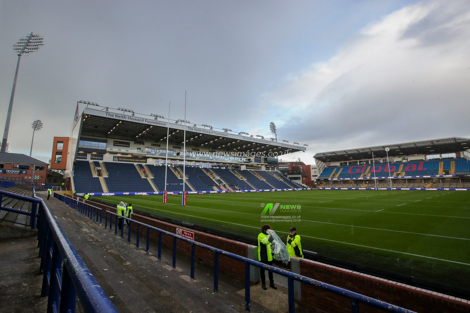 A general view inside Headingley Stadium ahead of the Betfred Super League Round 27 match Leeds Rhinos vs Castleford Tigers at Headingley Stadium, Leeds, United Kingdom, 22nd September 2023

(Photo by James Heaton/News Images)