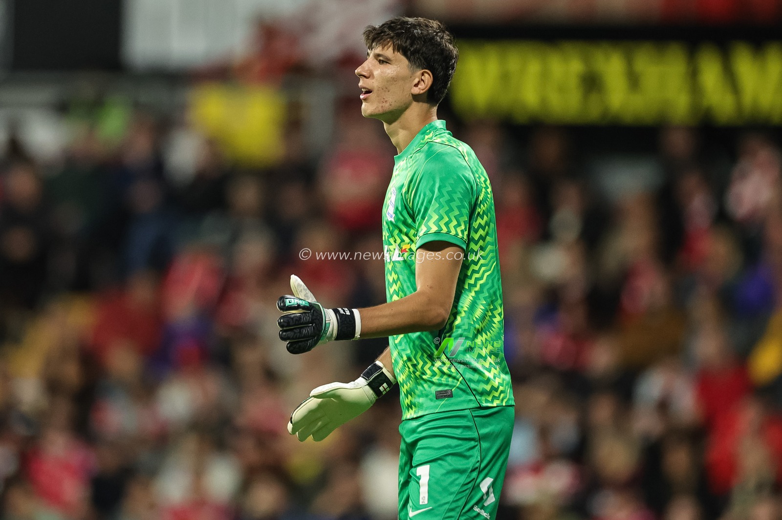 Birmingham City goalkeeper James Beadle during the Sky Bet Championship match Wrexham vs Birmingham City at The Racecourse Ground, Wrexham, United Kingdom on 28 August 2026

(Photo by Mark Cosgrove/News Images)