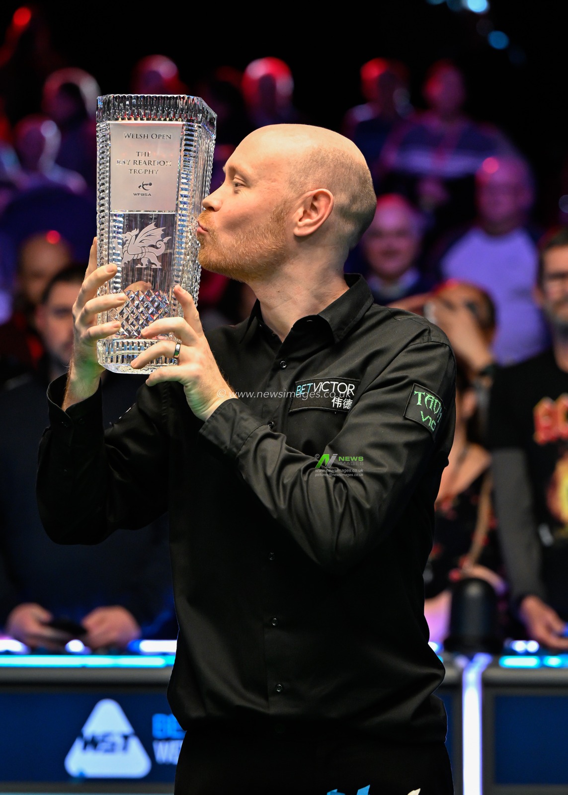 Gary Wilson kisses the Ray Reardon Trophy as he celebrates his victory, 2024 BetVictor Welsh Open Final at Venue Cymru, Llandudno, United Kingdom, 18th February 2024

(Photo by Cody Froggatt/News Images)