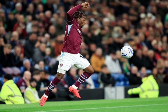 Largie Ramazani of Burnley during the Sky Bet Championship match Burnley vs Middlesbrough at Turf Moor, Burnley, United Kingdom on 02 September 2026

(Photo by Jorge Horsted/News Images)