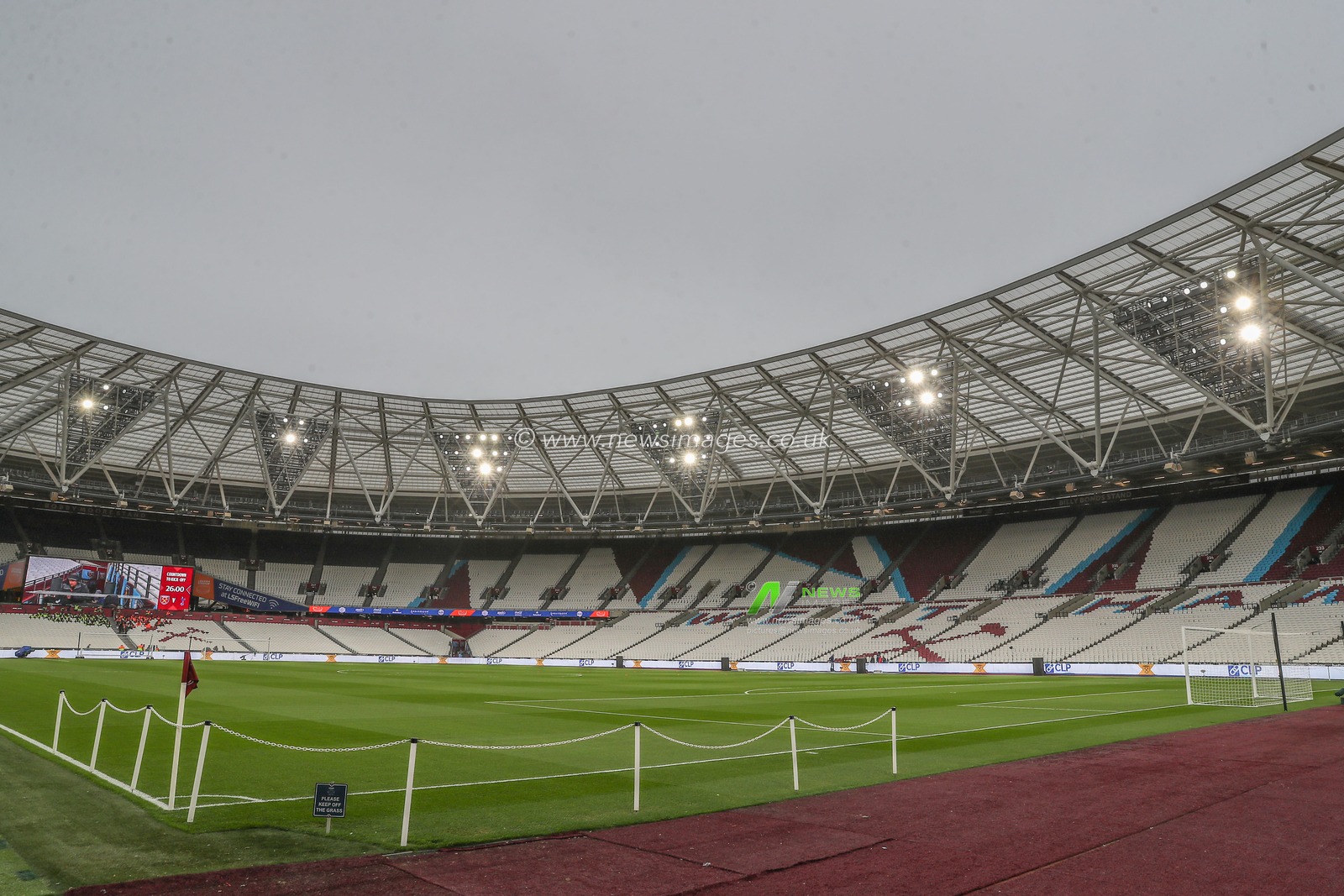 A general view of the London Stadium during the Premier League match West Ham United vs Tottenham Hotspur at London Stadium, London, United Kingdom, 2nd April 2024

(Photo by Gareth Evans/News Images)