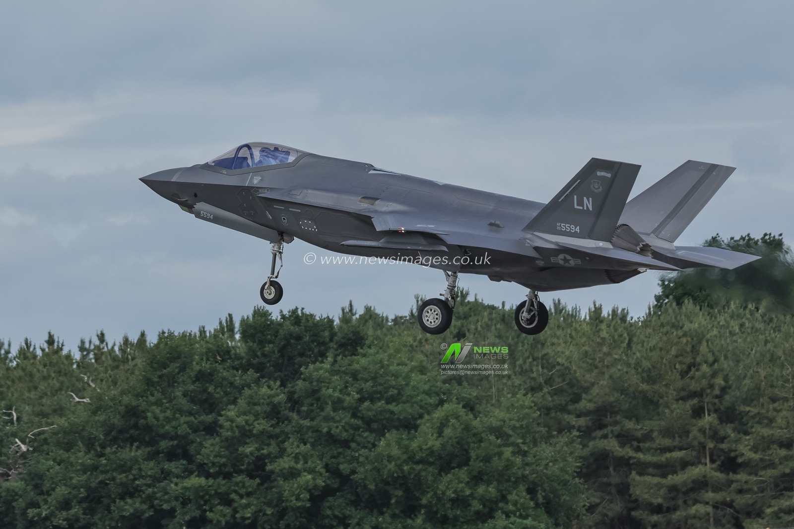 United States Air Force Lockheed Martin F-35 fifth-generation fighter land at RAF Lakenheath, Lakenheath, United Kingdom, 26th June 2025

(Photo by Mark Cosgrove/News Images)