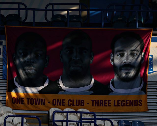 A Leroy Cudjoe of Huddersfield Giants flag before the Betfred Super League round 19 match Huddersfield Giants vs Wakefield Trinity at the Accu Stadium, Huddersfield, United Kingdom, 18th July 2025

(Photo by Sam Eaden/News Images)