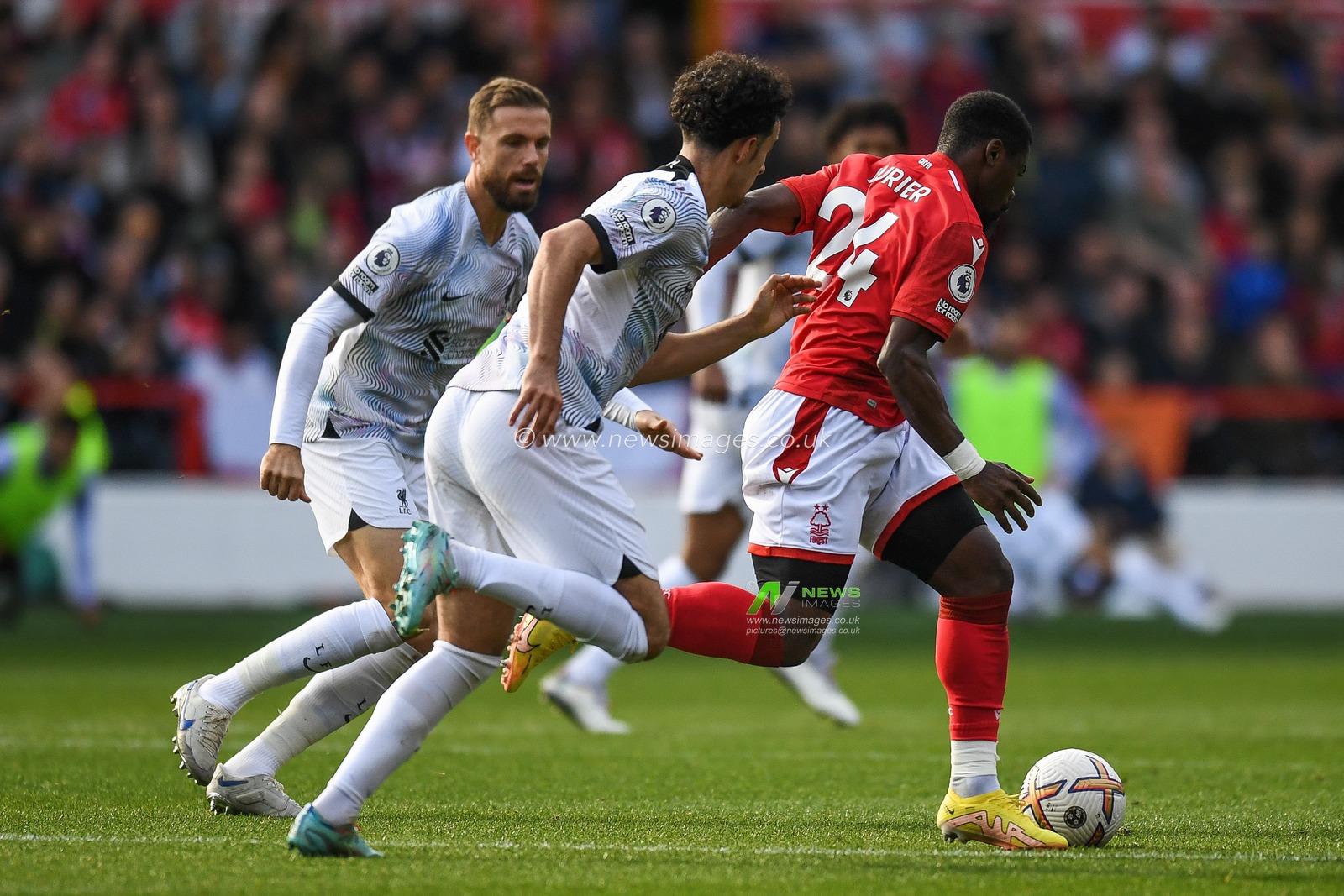 Serge Aurier #24 of Nottingham Forest during the Premier League match Nottingham Forest vs Liverpool at City Ground, Nottingham, United Kingdom, 22nd October 2022

(Photo by Mike Jones/News Images)