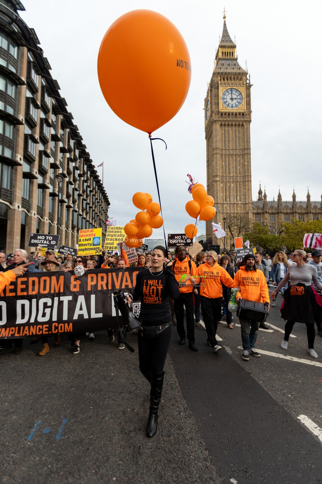 Hundreds of demonstrators gathered at Marble Arch and marched through central London to Whitehall, voicing strong opposition to the Governmentâ€™s proposed introduction of digital ID systems. Protesters carried banners and chanted slogans defending privacy, freedom, and civil liberties.

(Photo by Abdullah Bailey/News Images)