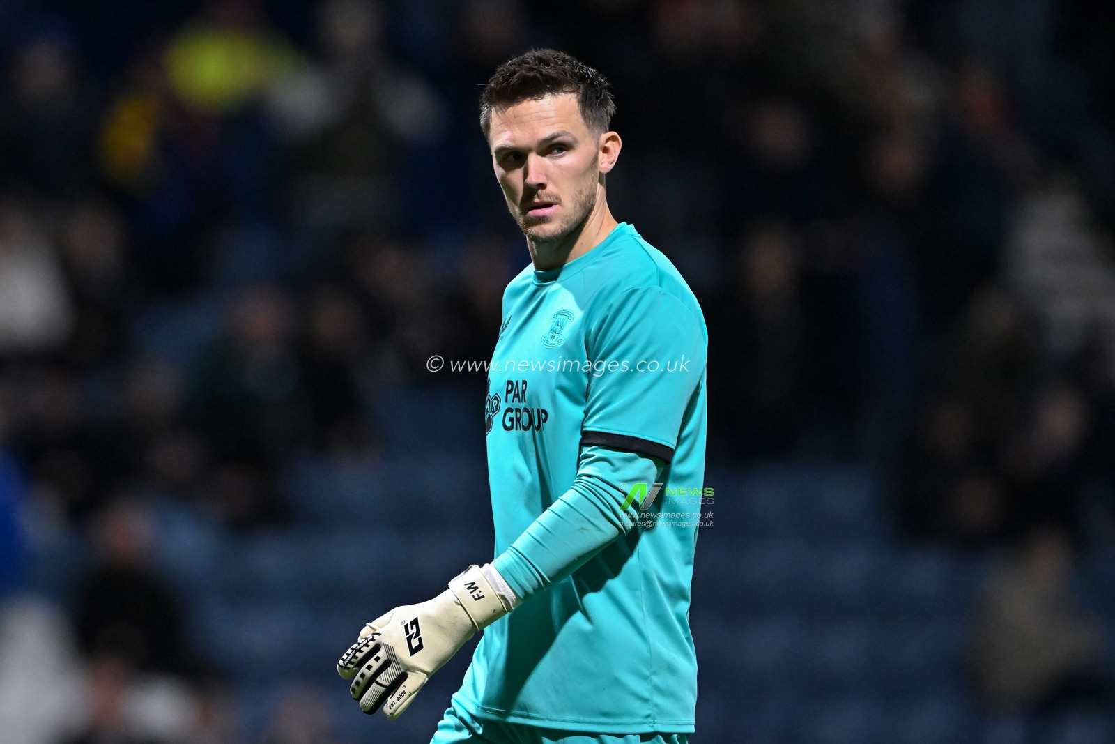 Freddie Woodman of Preston North End during the Sky Bet Championship match Preston North End vs Watford at Deepdale, Preston, United Kingdom, 2nd October 2024

(Photo by Cody Froggatt/News Images)