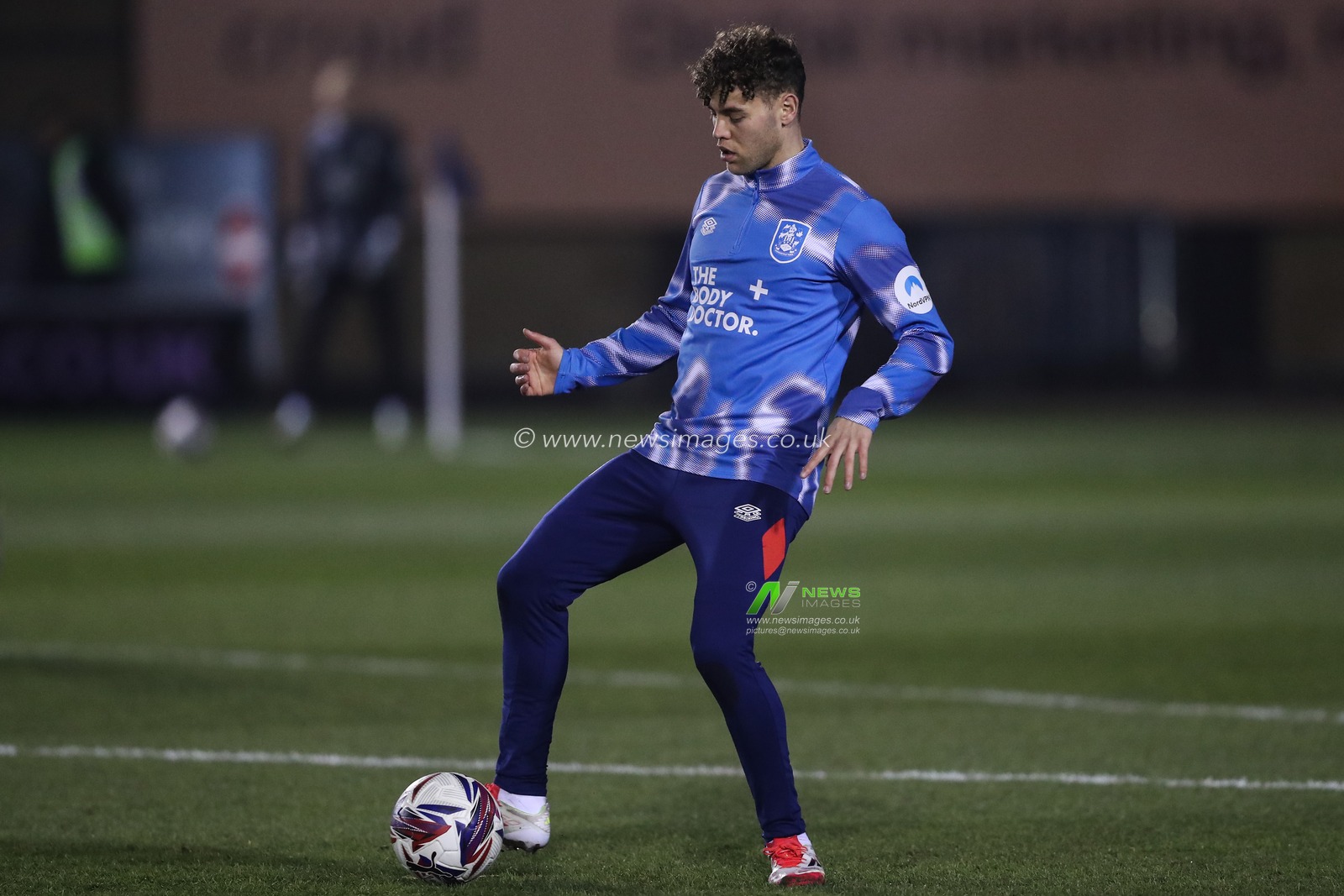 Dion Charles of Huddersfield Town during the pre-game warm up ahead of the Sky Bet League 1 match Shrewsbury Town vs Huddersfield Town at Croud Meadow, Shrewsbury, United Kingdom, 18th February 2025

(Photo by Gareth Evans/News Images)
