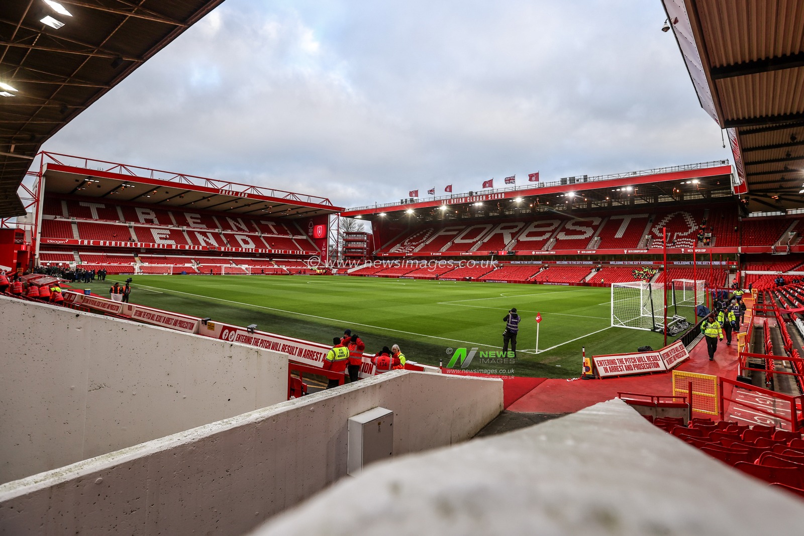 A general view of City Ground ahead of the Premier League match Nottingham Forest vs Manchester City at City Ground, Nottingham, United Kingdom, 27th December 2025

(Photo by Alfie Cosgrove/News Images)

*** GER AUT SUI OUT ***