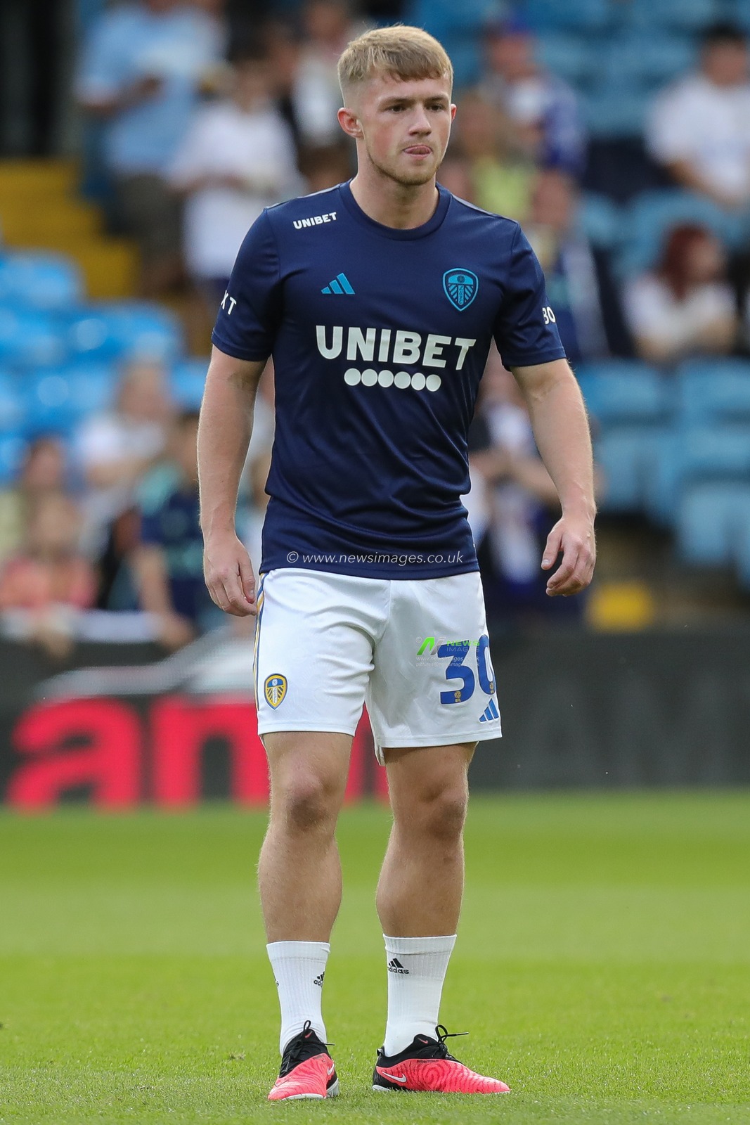 Joe Gelhardt #30 of Leeds United during the pre match warm up ahead of the Carabao Cup match Leeds United vs Shrewsbury Town at Elland Road, Leeds, United Kingdom, 9th August 2023

(Photo by James Heaton/News Images)