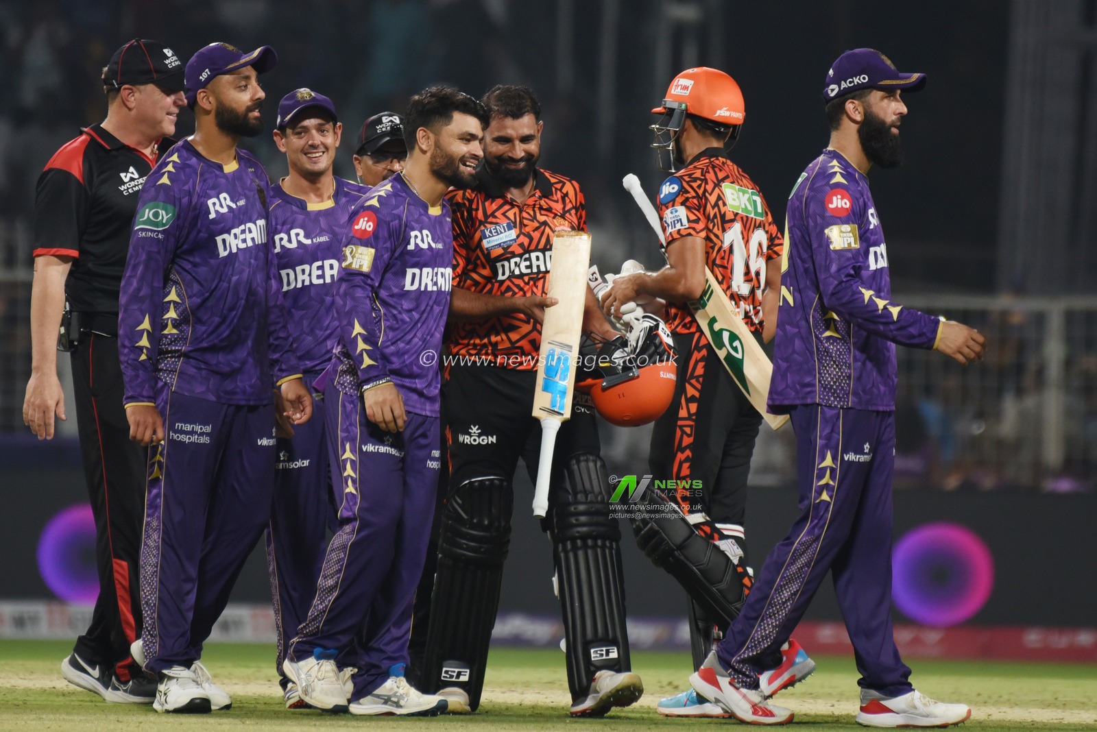 Kolkata Knight Riders' Rinku Singh  celebrates with Sunrisers Hyderabad's Md Sumi during the Indian Premier League (IPL) Twenty20 cricket match between Kolkata Knight Riders and Sunrisers Hyderabad at the Eden Gardens in Kolkata on April 3, 2025.Photo by Debajyoti Chakraborty.(Photo: Debajyoti Chakraborty/News Images)