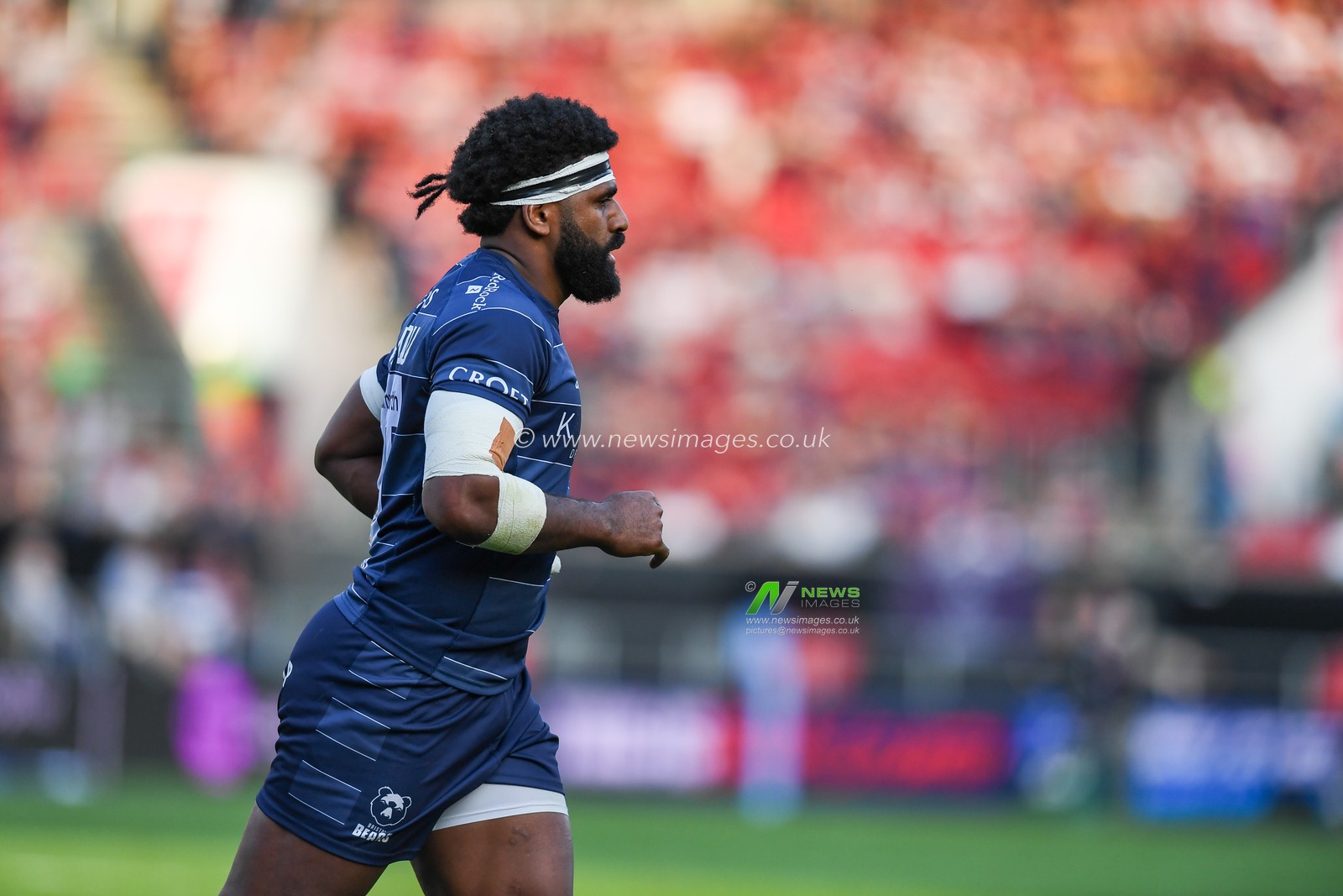 Kalaveti Ravouvou of Bristol Bears leaves the pitch after being given a yellow card for tackling Noah Caluori of Saracens in the air during the Gallagher PREM match Bristol Bears vs Saracens at Ashton Gate, Bristol, United Kingdom on 09 May 2026

(Photo by Alex Williamson/News Images)