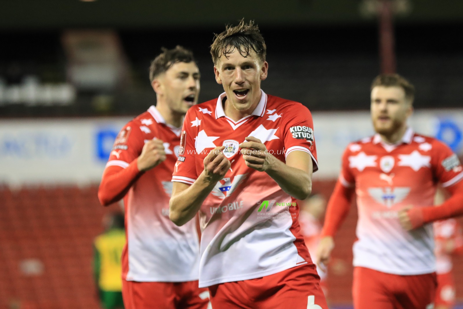 MaÃ«l de Gevigney #6 of Barnsley celebrates his goal to make it 3-2 during the Emirates FA Cup 1st Round match Barnsley vs Horsham FC at Oakwell, Barnsley, United Kingdom, 3rd November 2023

(Photo by Alfie Cosgrove/News Images)