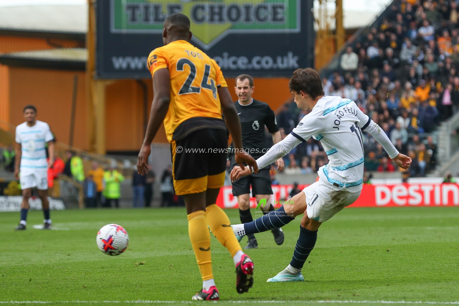 JoÃ£o FÃ©lix #11Â of Chelsea has a shot at goal during the Premier League match Wolverhampton Wanderers vs Chelsea at Molineux, Wolverhampton, United Kingdom, 8th April 2023

(Photo by Gareth Evans/News Images)