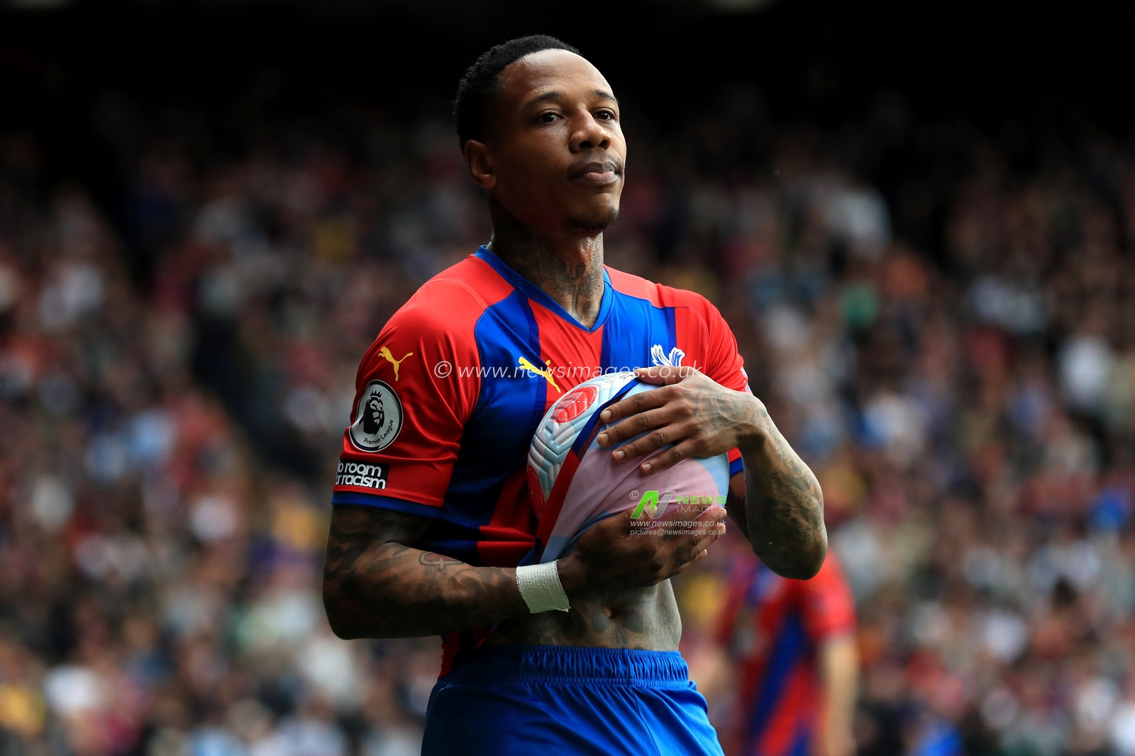 Nathaniel Clyne #17 of Crystal Palace in action.