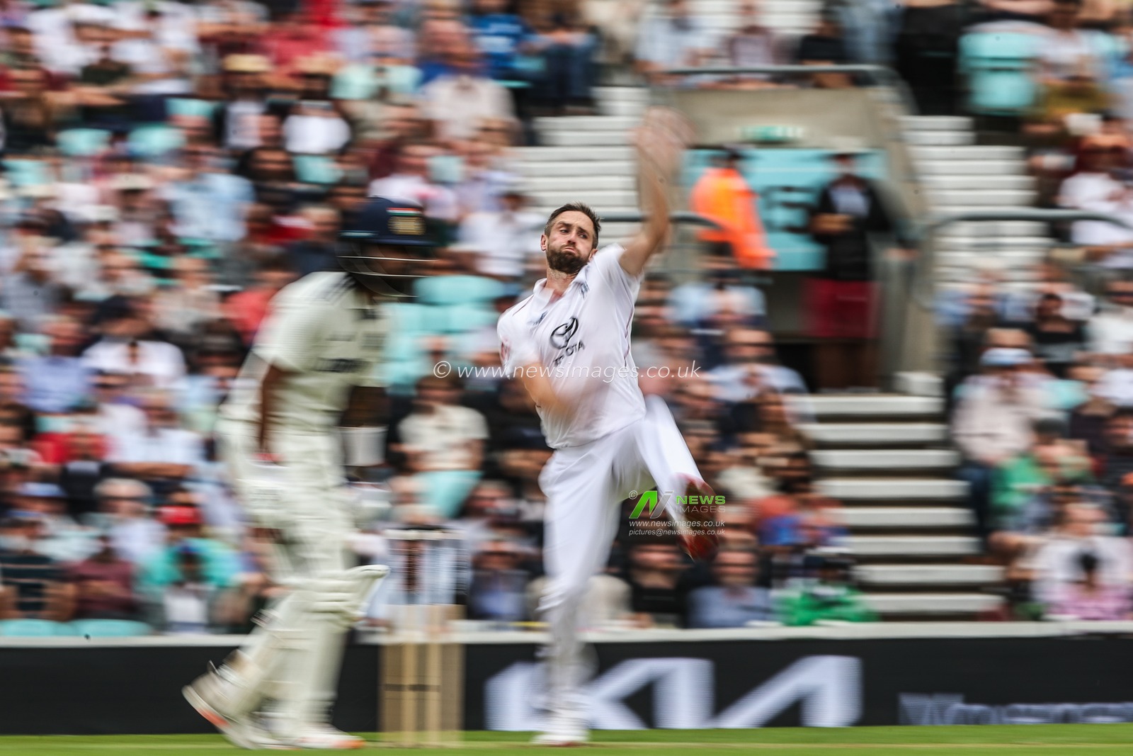 Chris Woakes of England delivers the ball during the Rothesay 5th Rothesay Test Day 1 Match England v India at The Kia Oval, London, United Kingdom, 31st July 2025

(Photo by Alfie Cosgrove/News Images)
