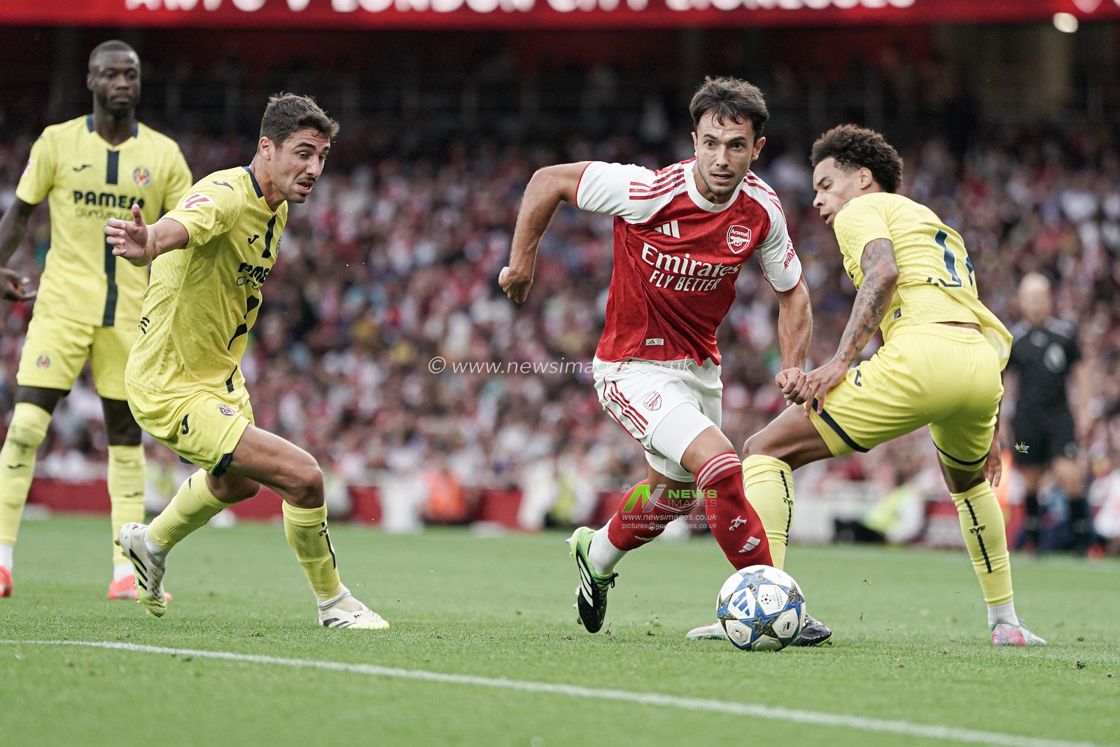 Martin Zubimendi of Arsenal during the Pre-season friendly match Arsenal vs Villarreal at Emirates Stadium, London, United Kingdom, 6th August 2025

(Photo by Harvey Murphy/News Images)
