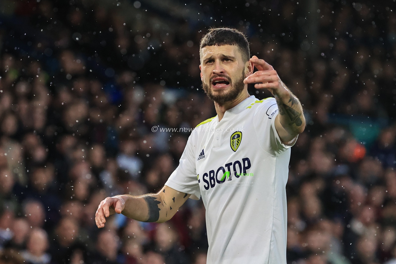 Mateusz Klich #43 of Leeds United during the game